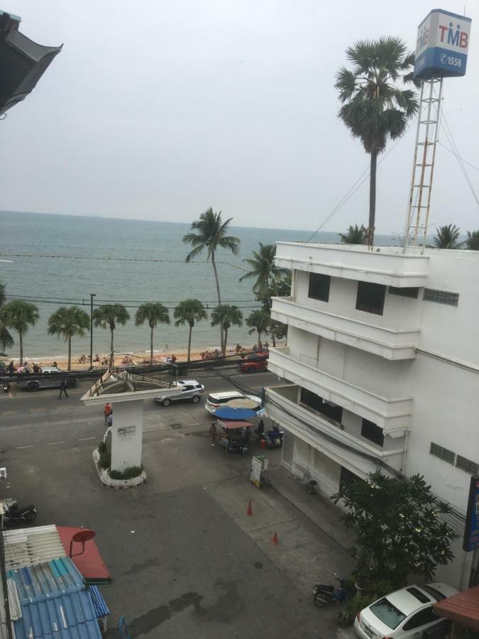 Bambus Motel Jomtien Beach Exterior photo